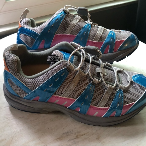 Dr. Comfort Diabetic Sneakers - Picture 1 of 9